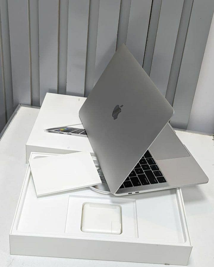 Apple MacBook Pro13-inch(2020)